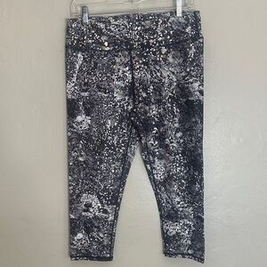 Fabletics Black and Gray Patterned Leggings